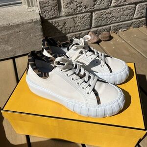 AUTHENTIC FENDI WHITE PLATFORM SNEAKERS